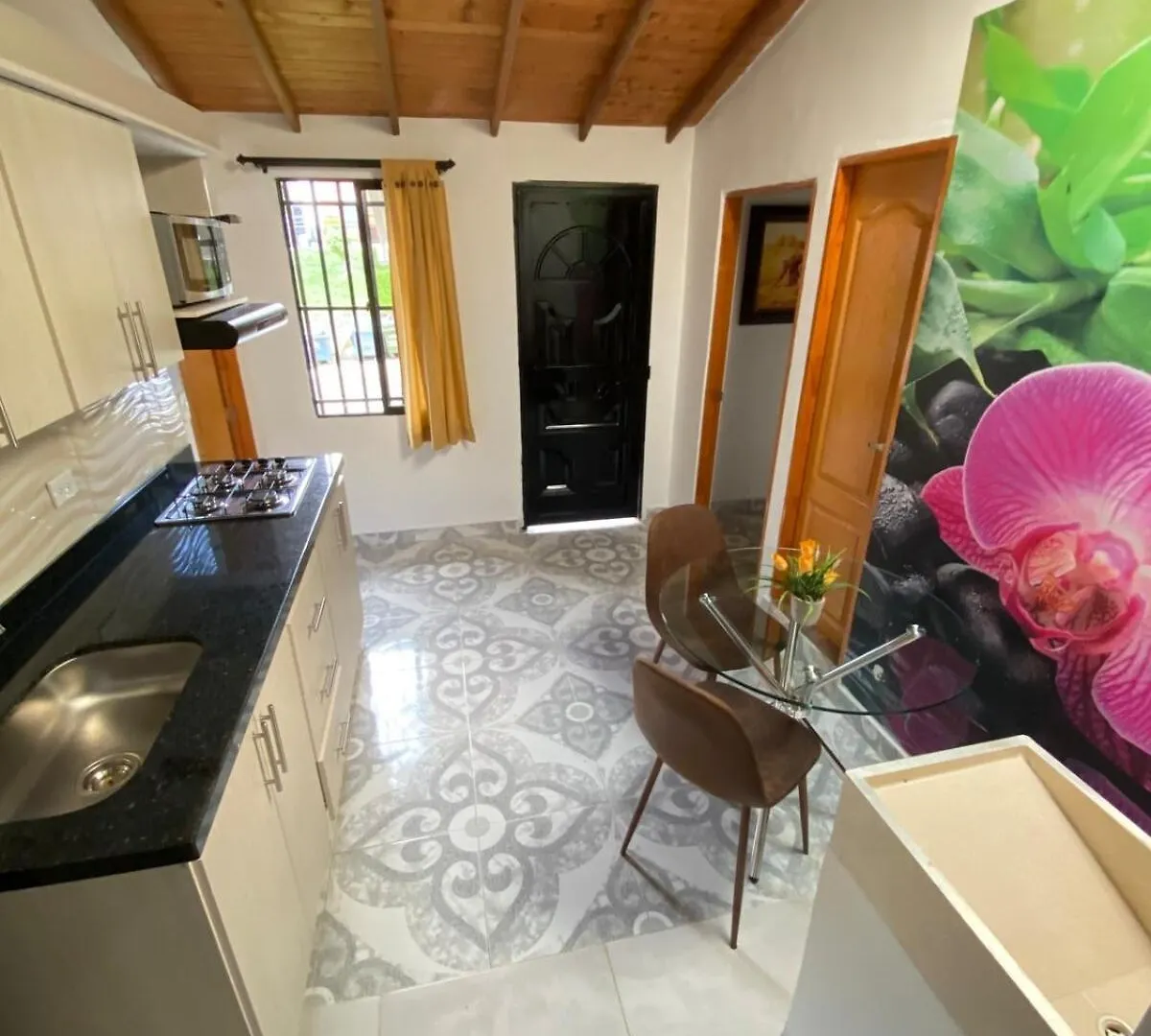 Acogedor Apartamento Cerca Al Tranvia 301 메딜린 아파트
