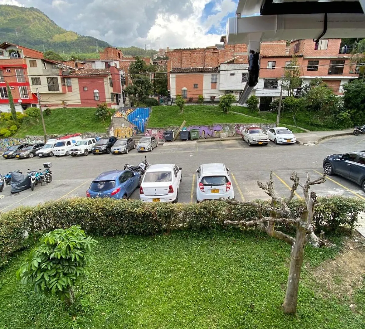 Acogedor Apartamento Cerca Al Tranvia 301 메딜린